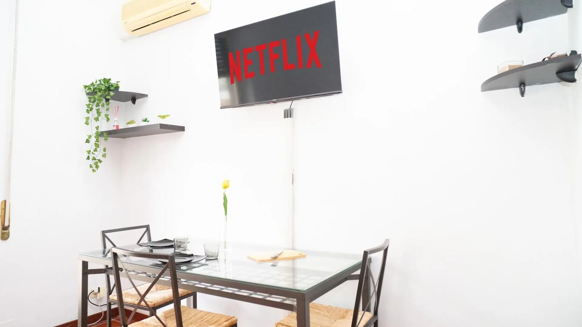 Modern And Central One-Bedroom, 10 Min From Colosseum Apartment